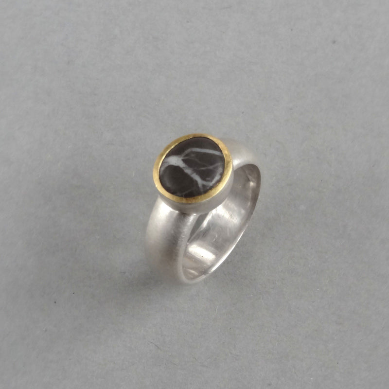 Ring Kieselstein